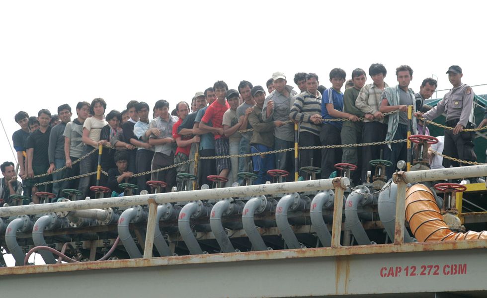 L'Australia continuerà a respingere i barconi di migranti