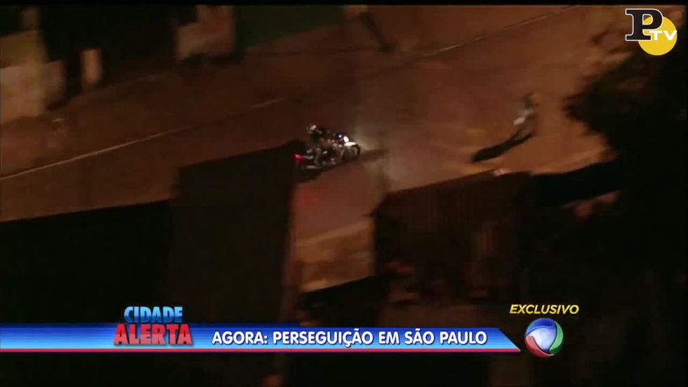 Brasile: poliziotto insegue rapinatore in moto e spara