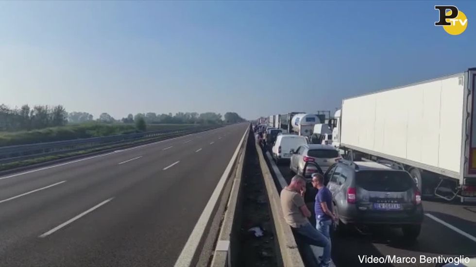 Autostrada A1 bloccata per incidente a Fiorenzuola