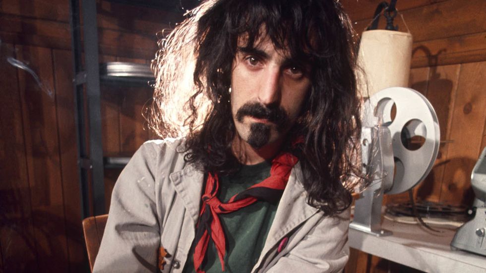 Frank Zappa, 25 anni senza: le frasi indimenticabili