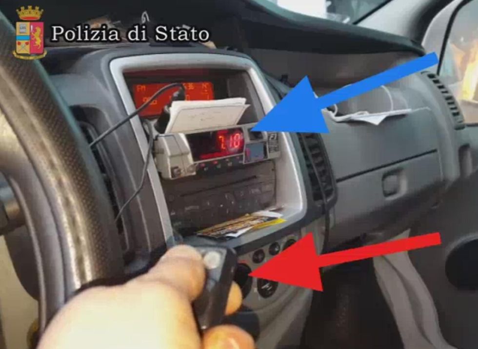 "Furbetti" del tassametro. A Roma la Polizia scopre una maxi truffa