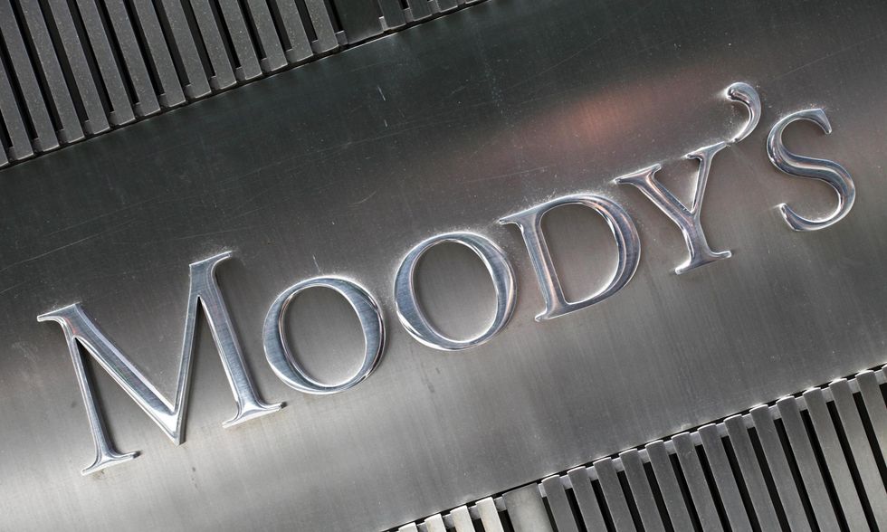 Moody's e Keynes: la compagnia per il weekend