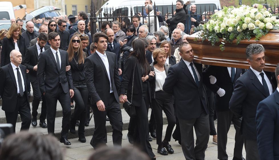 Funerali Cesare Maldini: le foto del saluto del Milan e di tutto il calcio