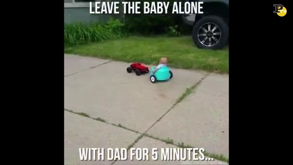Quando lasci un bimbo solo con il papà