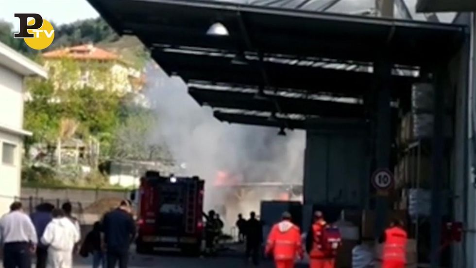 Ascoli Piceno, incendio al deposito industriale Finproject