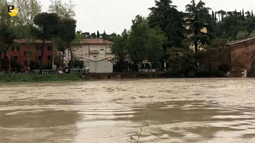 Maltempo, esondato il fiume Savio in Emilia Romagna