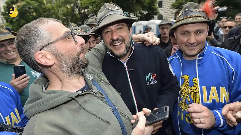 Matteo Salvini rilancia la leva obbligatoria