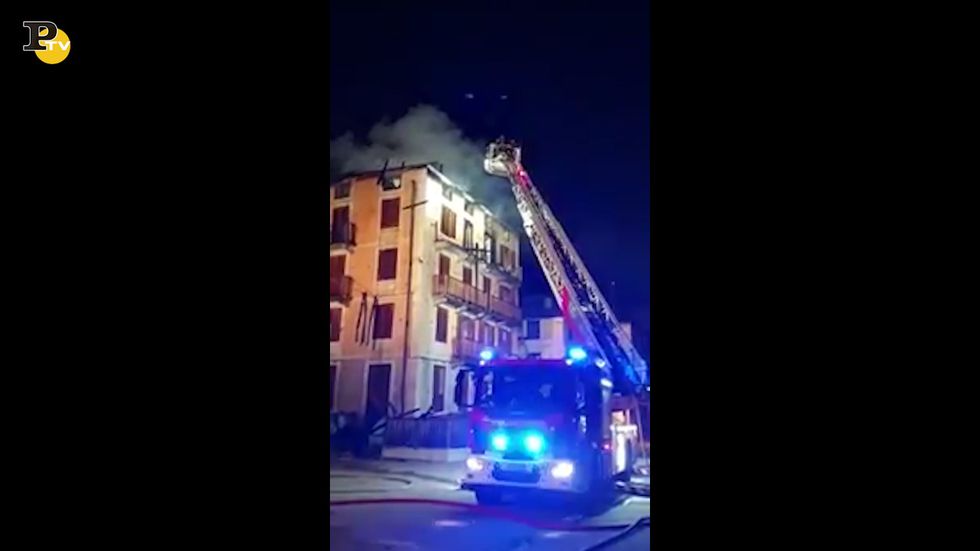 Balme: incendio nel "Camussot", lo storico albergo nel torinese