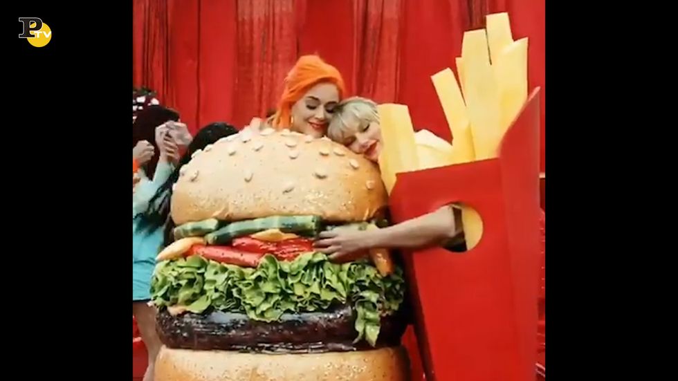Katy Perry nel nuovo video di Taylor Swift "You need to calm down"