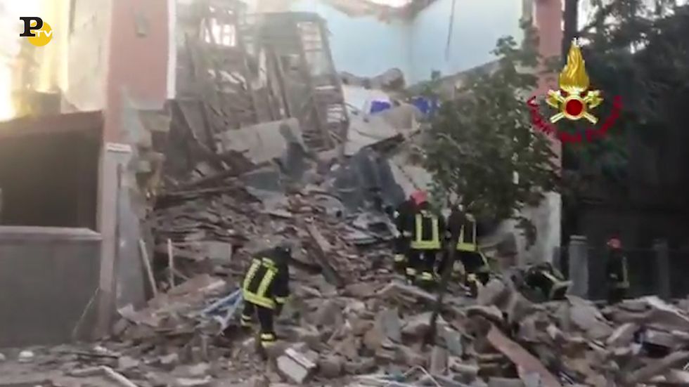 Crollo di una palazzina a Gorizia dopo un'esplosione