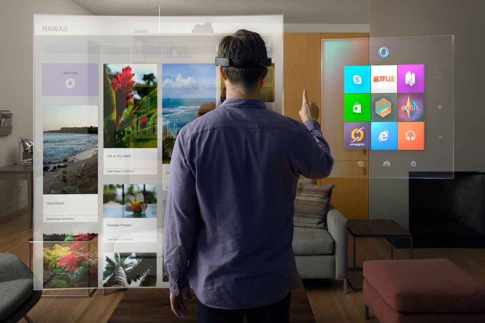 Microsoft HoloLens: così gli ologrammi ci cambieranno la vita