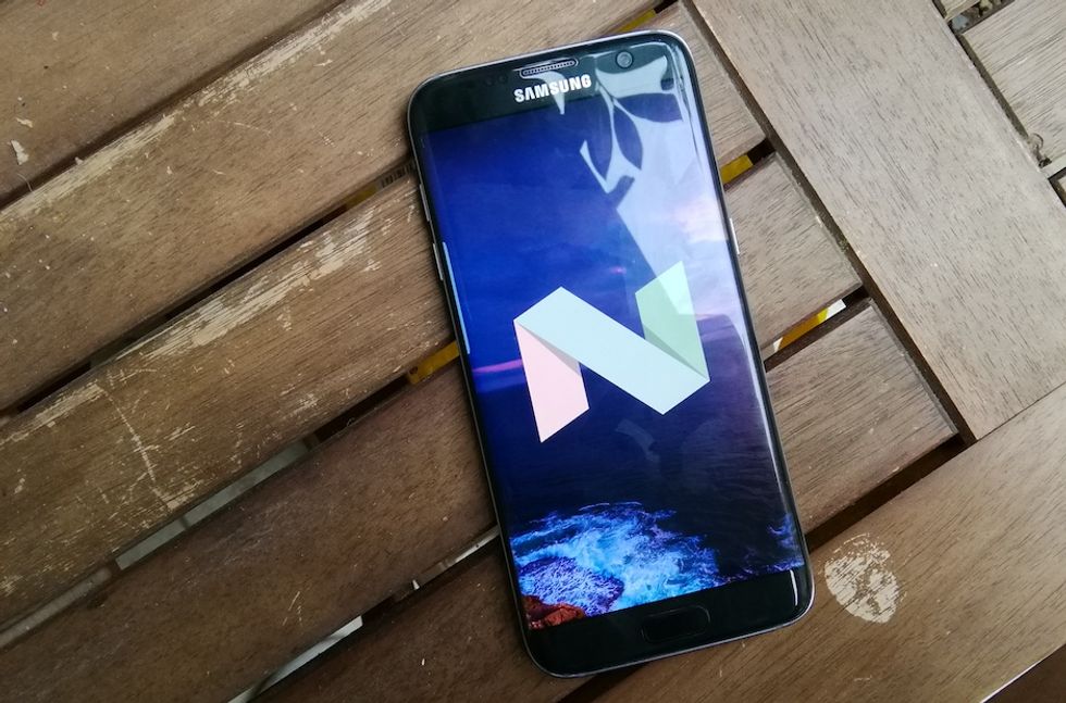 Android Nougat trasforma il Galaxy S7 in un Note7 (ma senza problemi)