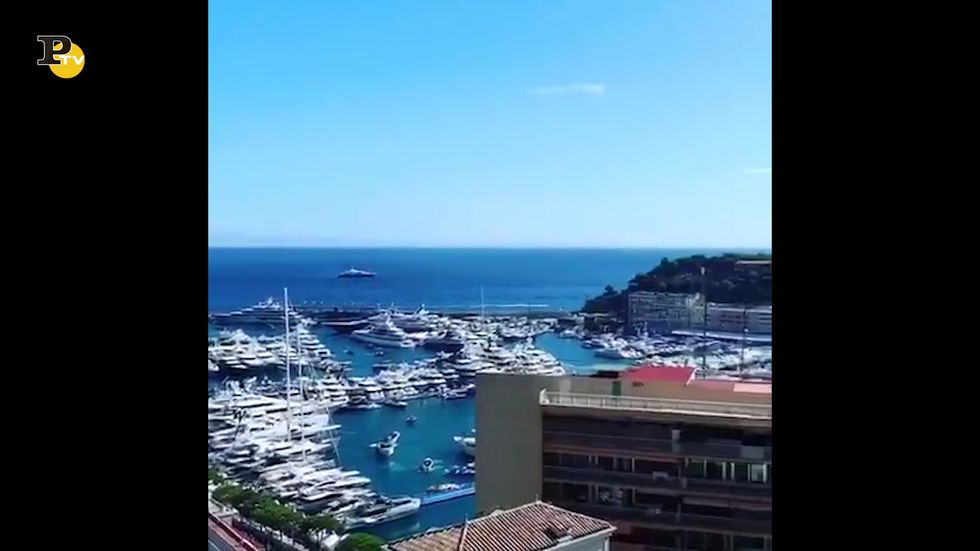 Monaco, lo show di yacht che espone il lusso