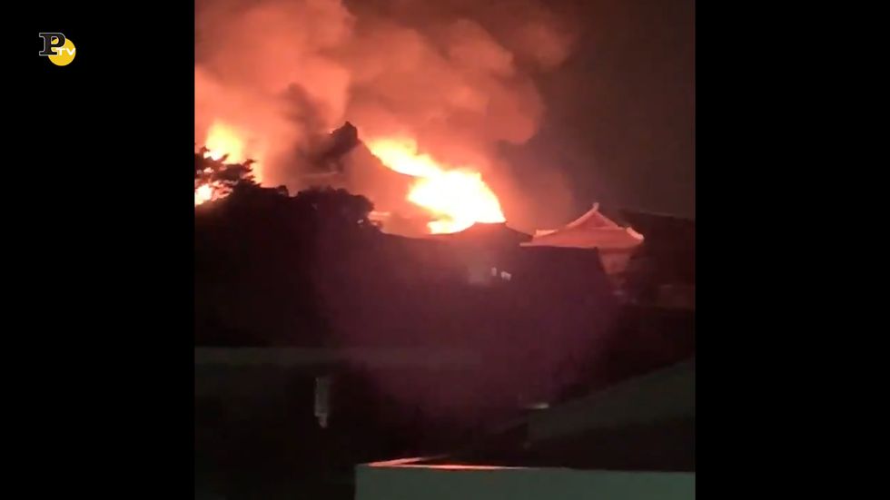 Giappone, incendio al castello di Shuri simbolo di Okinawa