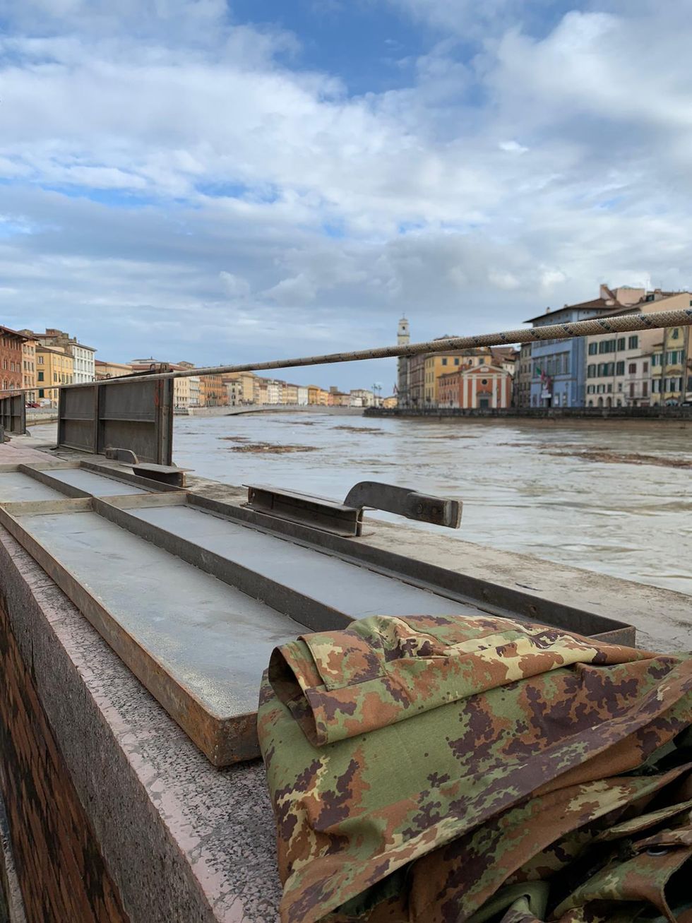 Maltempo: Pisa in allarme per la piena dell'Arno