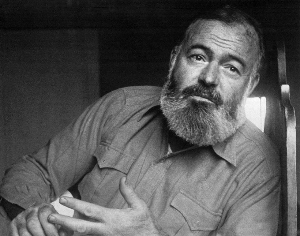L’alcol, autoterapia del depresso Hemingway