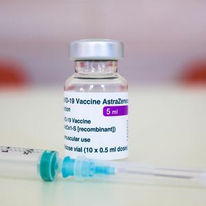 vaccino covid astraZeneca