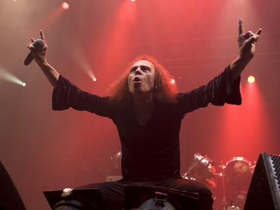 Ronnie James Dio, Rainbow in the dark 