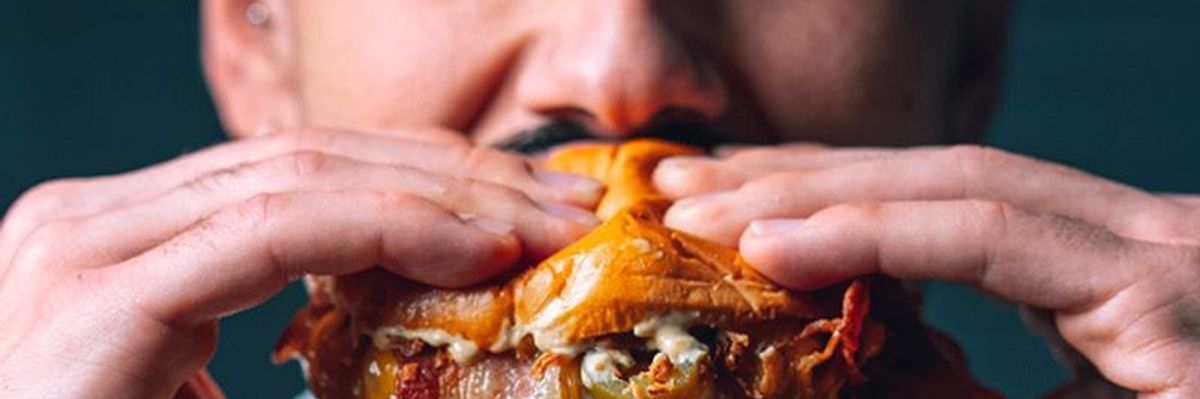 World Burger Day, la festa del panino più amato (e rivisto così)