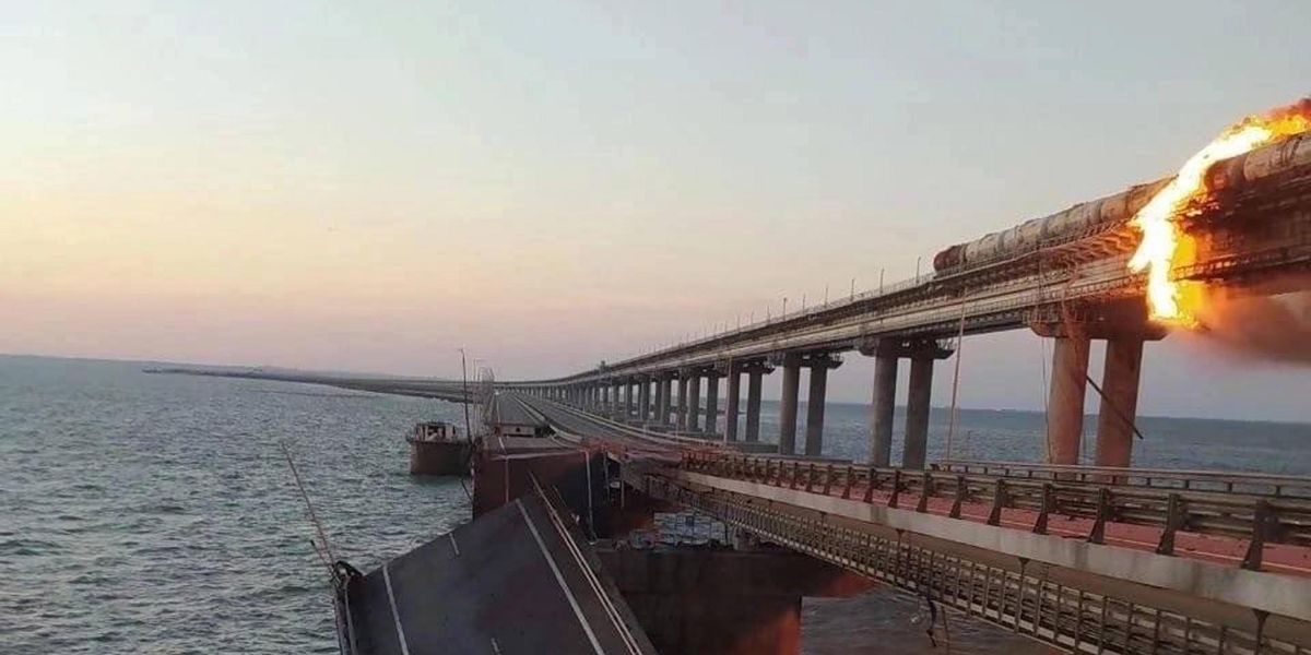 L'attentato al ponte in Crimea mostra la preparazione degli 007 di Kiev