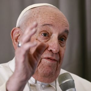 Papa Francesco polmonite ospedale Gemelli