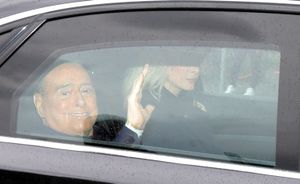 Berlusconi dimesso dal San Raffaele
