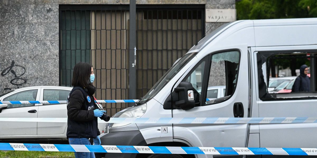 Milano, agguato a un giovane: ucciso a colpi di pistola
