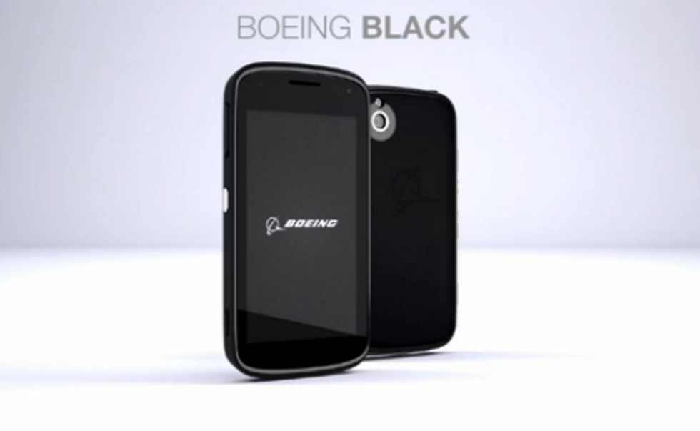 Ecco Boeing Black, il telefono che si autodistrugge