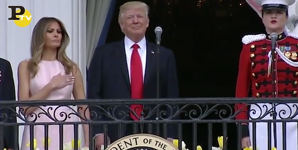 Donald Trump: gaffe durante la cerimonia di Pasqua