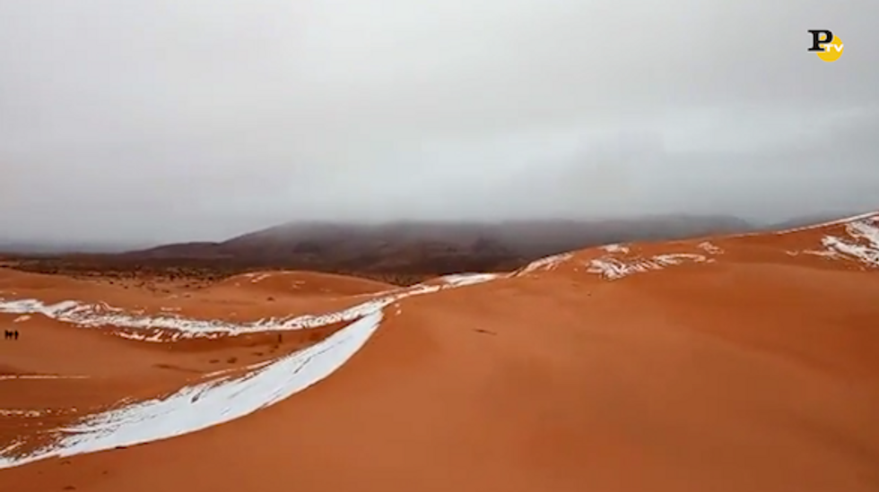 Algeria: Neve nel deserto del Sahara
