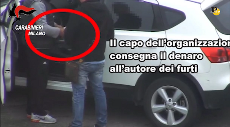 Milano: arrestata la banda degli smontatori di auto