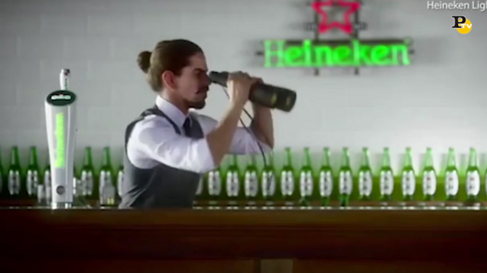 Heineken rimuove lo spot "razzista": "Più chiaro è meglio"