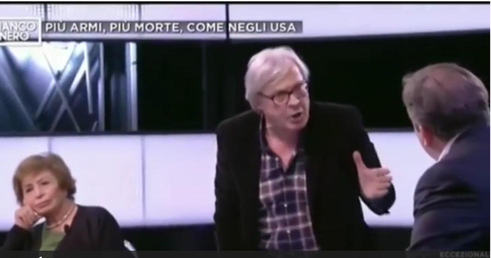 Sgarbi show da Telese: insulti a Luisella Costamagna | VIDEO