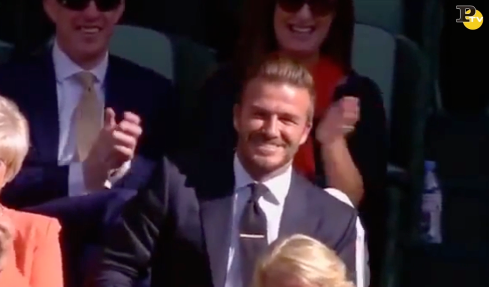 Wimbledon: David Beckham prende la palla al volo