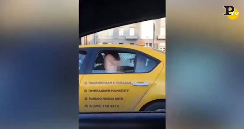 Sesso in taxi: protagonista una ragazza russa