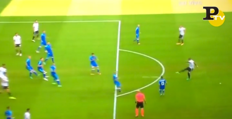 Il gol di Jerome Boateng in Germania-Slovacchia - Video