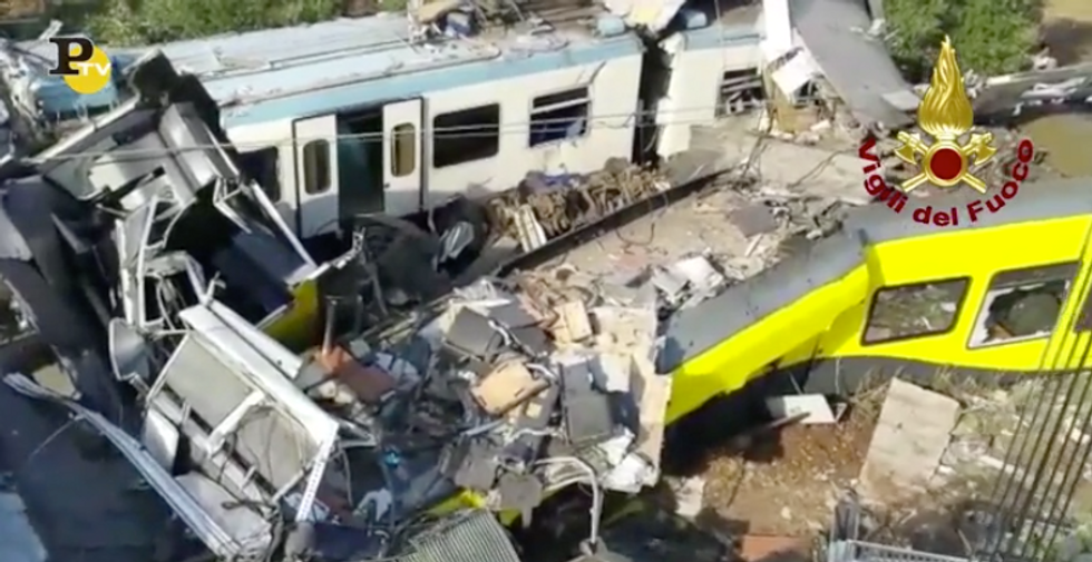 Incidente ferroviario Puglia: il video delle macerie