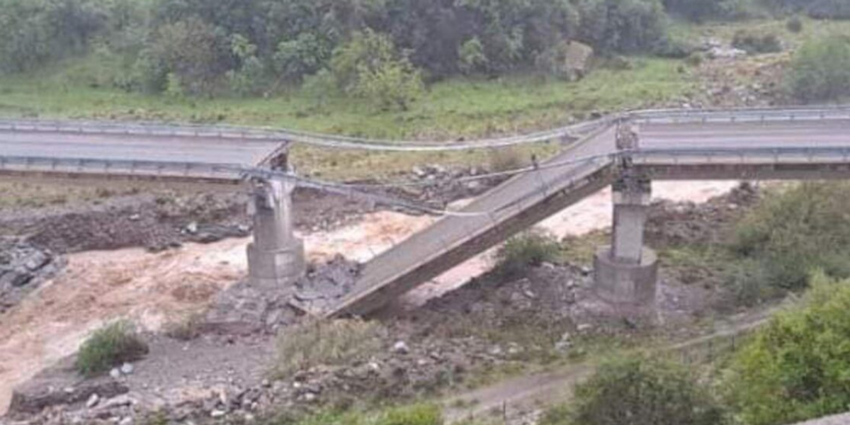 La storia «oscura» del ponte crollato in Calabria