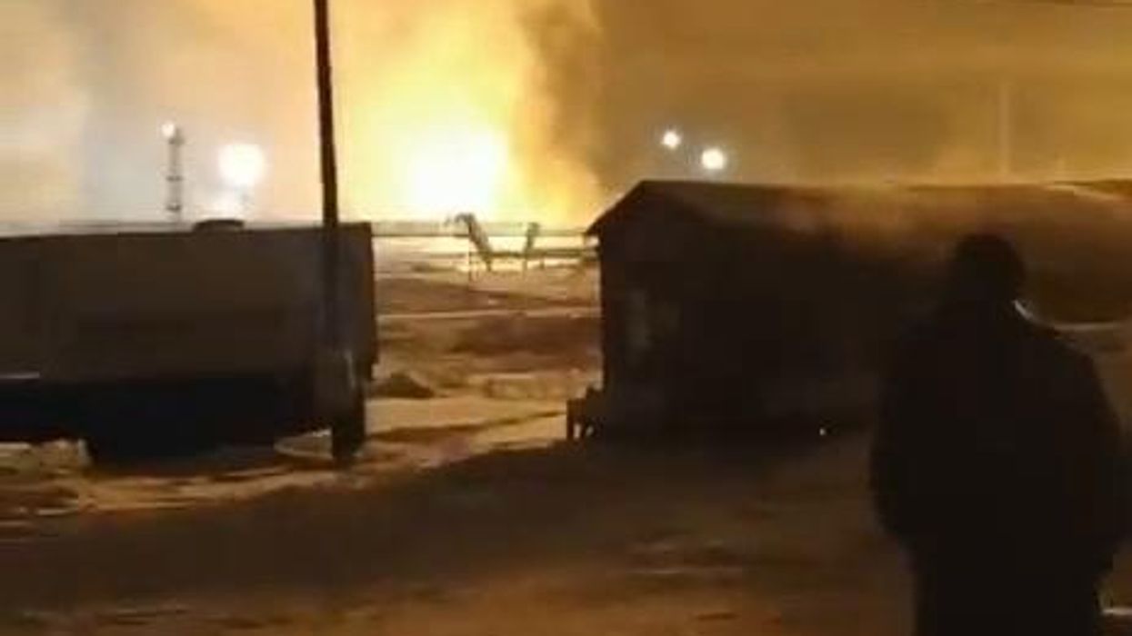 Incendio ed esplosioni nella raffineria russa di Irkustk