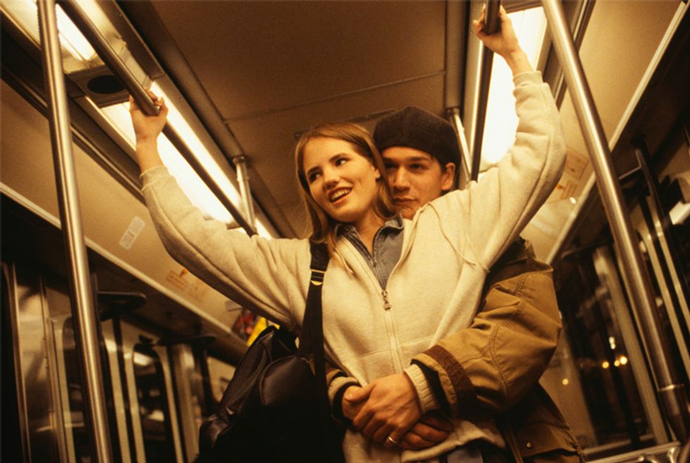 Dating online: con Cityglance l’amore è in metrò