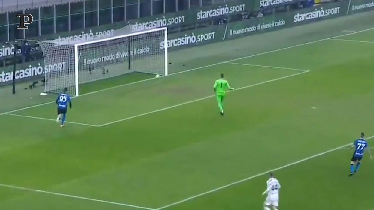 Inter-Juventus, l’errore tra Handanovic e Bastoni costa caro, Ronaldo ringrazia e sigla il 2-1 | video