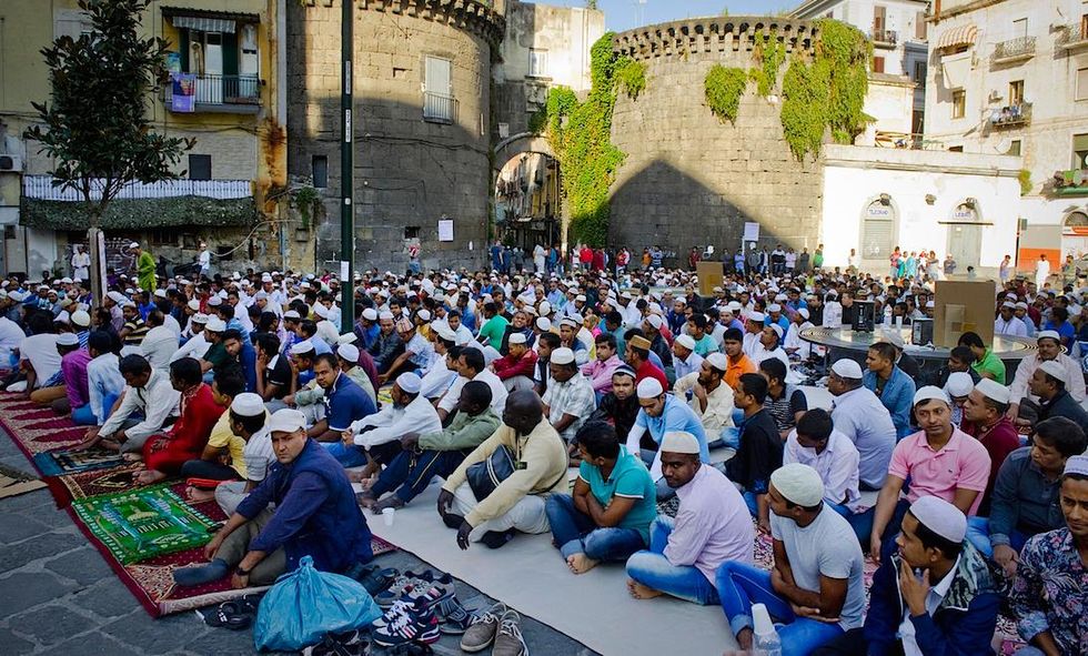 Islam: festa sacrificio a Napoli, imam ringrazia Italia