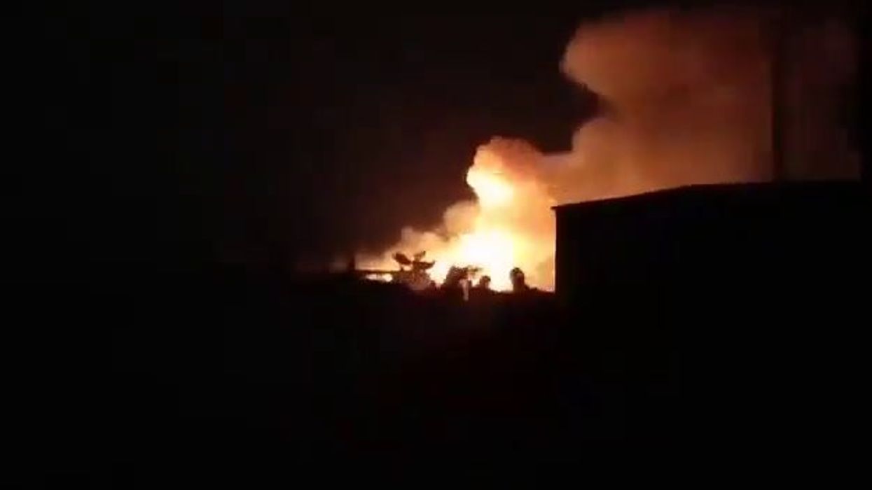 Raid di Israele ad Aleppo, in Siria | video