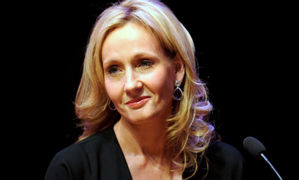 J. K. Rowling conferma la sua ‘svolta poliziesca’