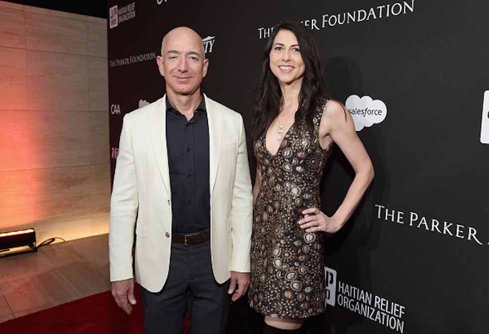 Jeff e Mackenzie Bezos