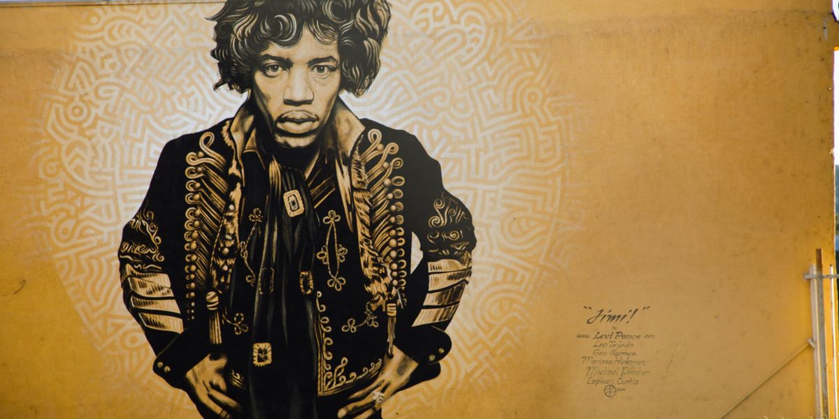 No, Jimi Hendrix non si è “trasformato” in Morgan Freeman dopo la morte
