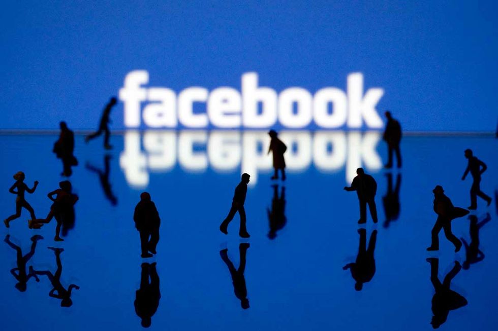 Facebook non è più (solo) un social network