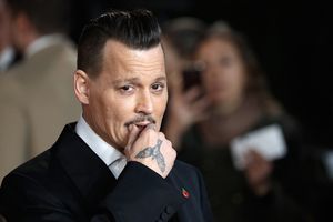 Johnny Depp alla prima di Assassinio sull'Orient Express - novembre 2017
