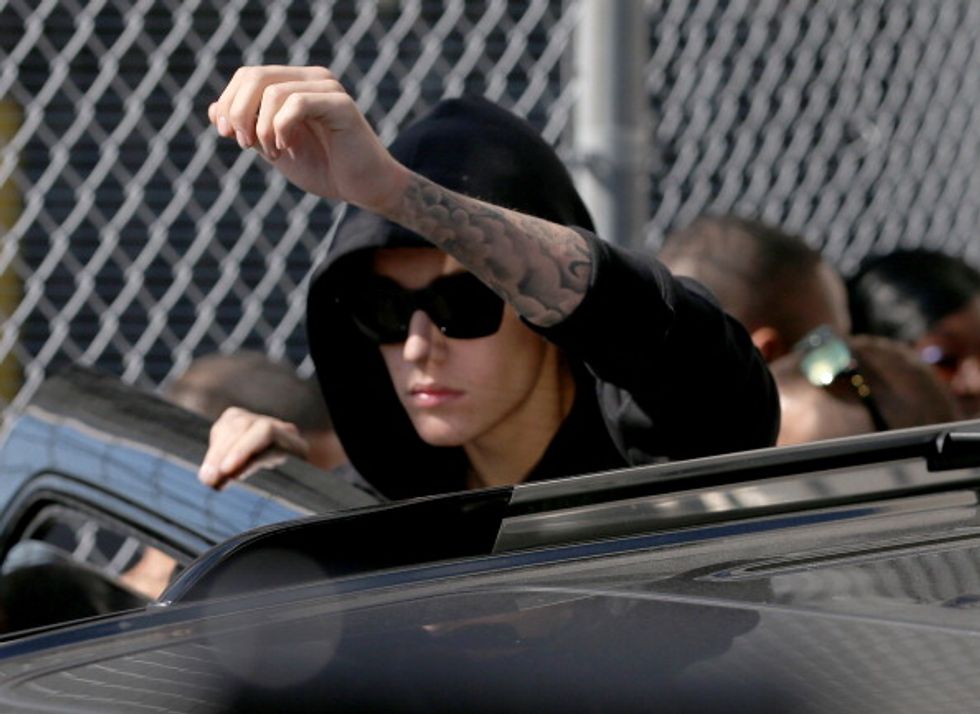 Justin Bieber arrestato: l'apice di un anno di vita spericolata