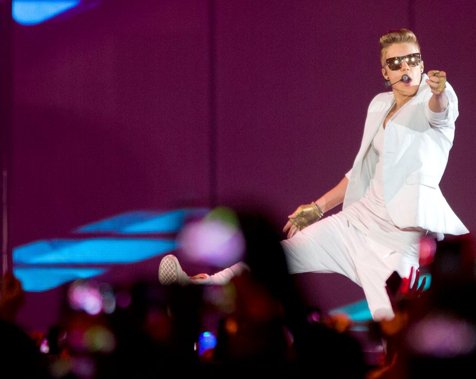 Justin Bieber nei guai: trovata droga sul bus del suo tour